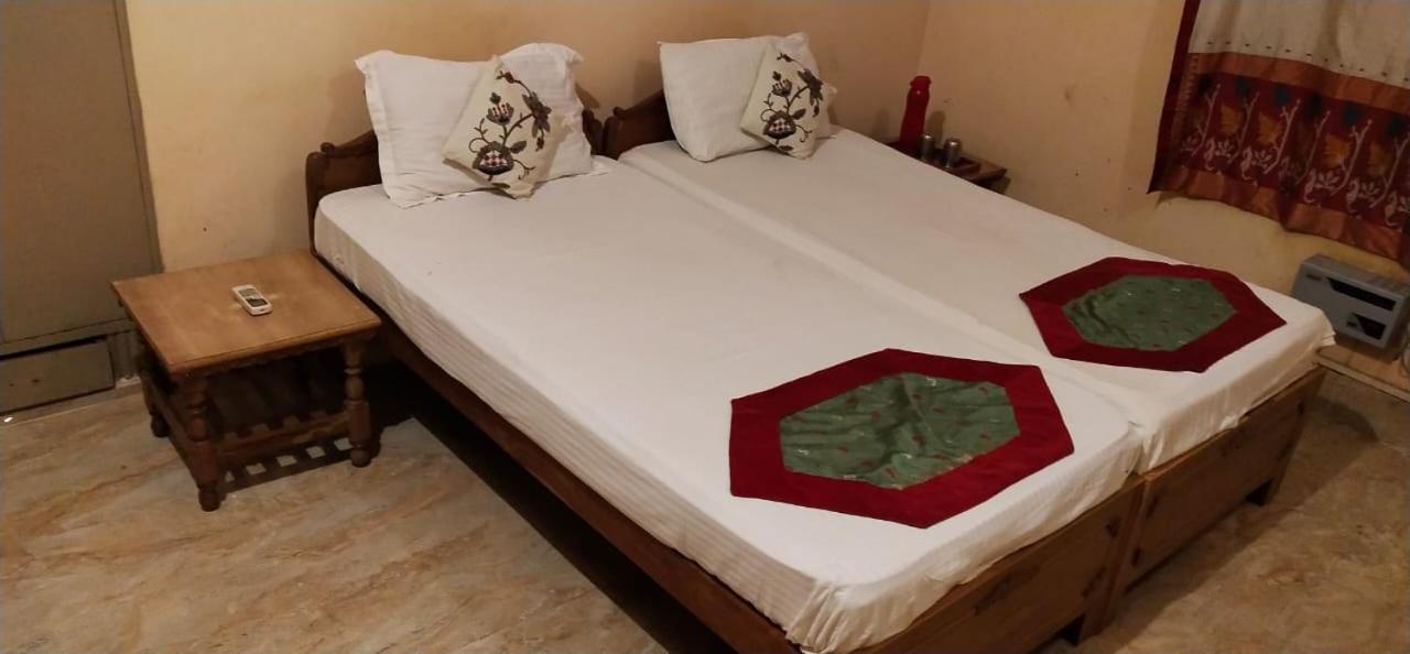 Cozy Inn Varanasi Eksteriør bilde